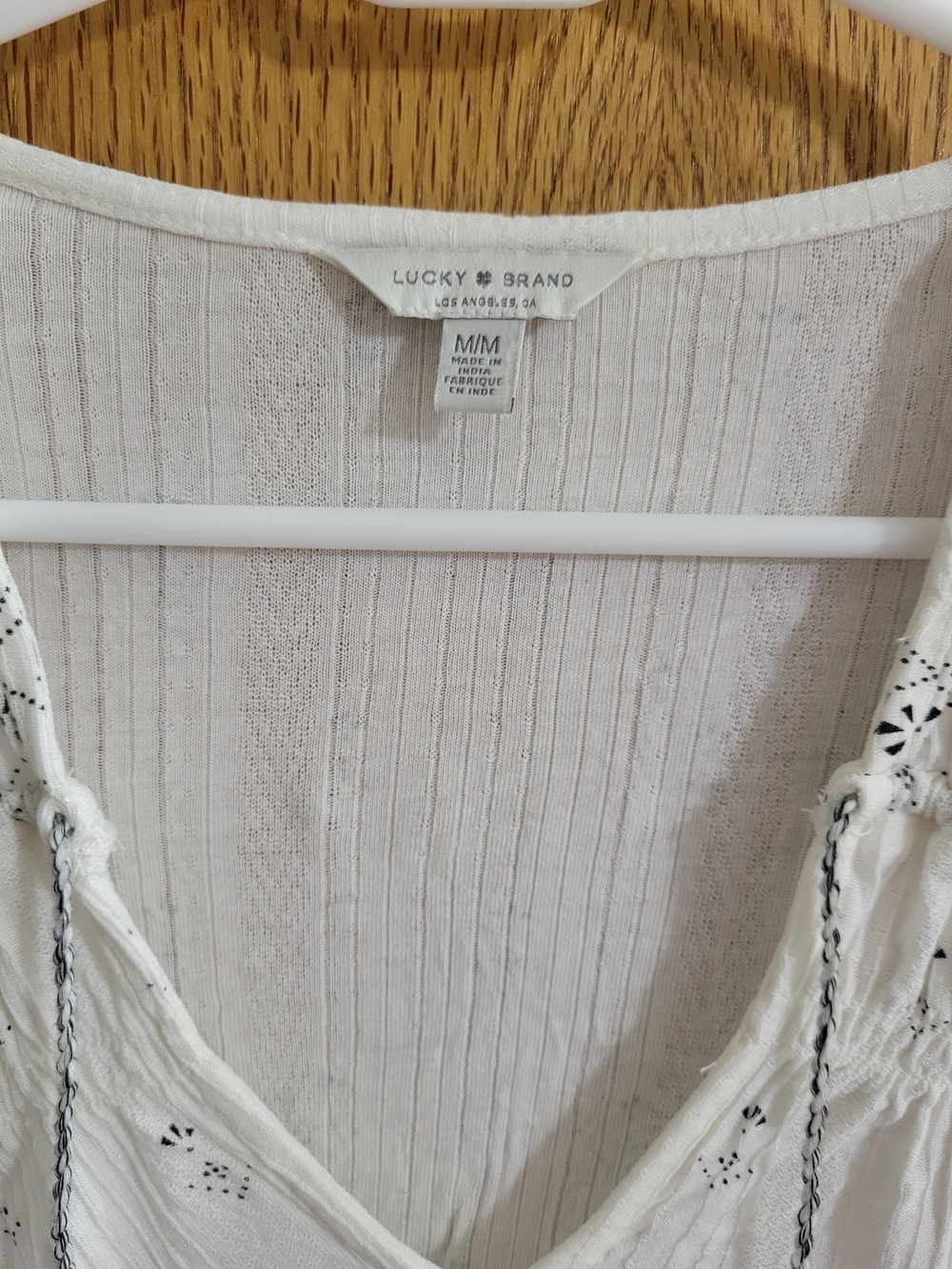 Lucky Brand White V‑Neck Embroidered Tunic with Tassels - Picture 4 of 5